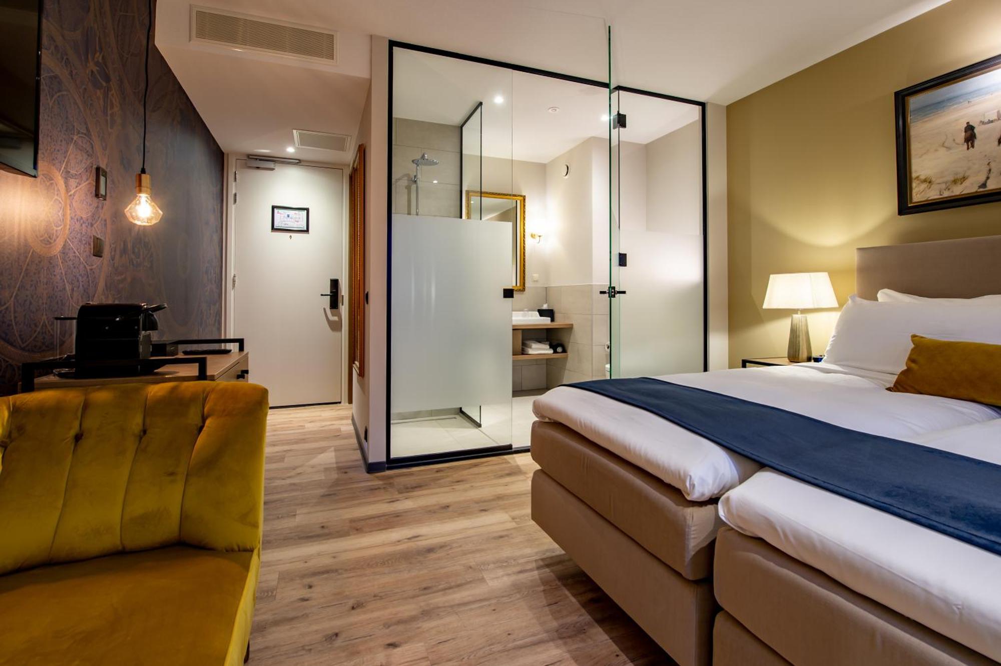 Mondragon Hotel 4*