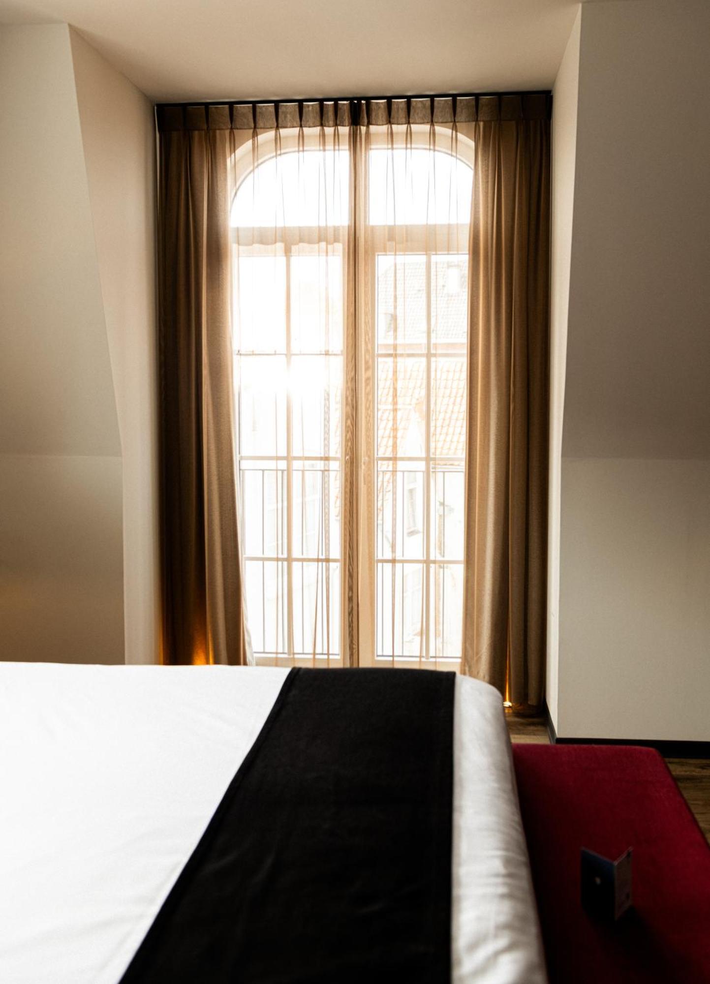 Mondragon Hotel 4*