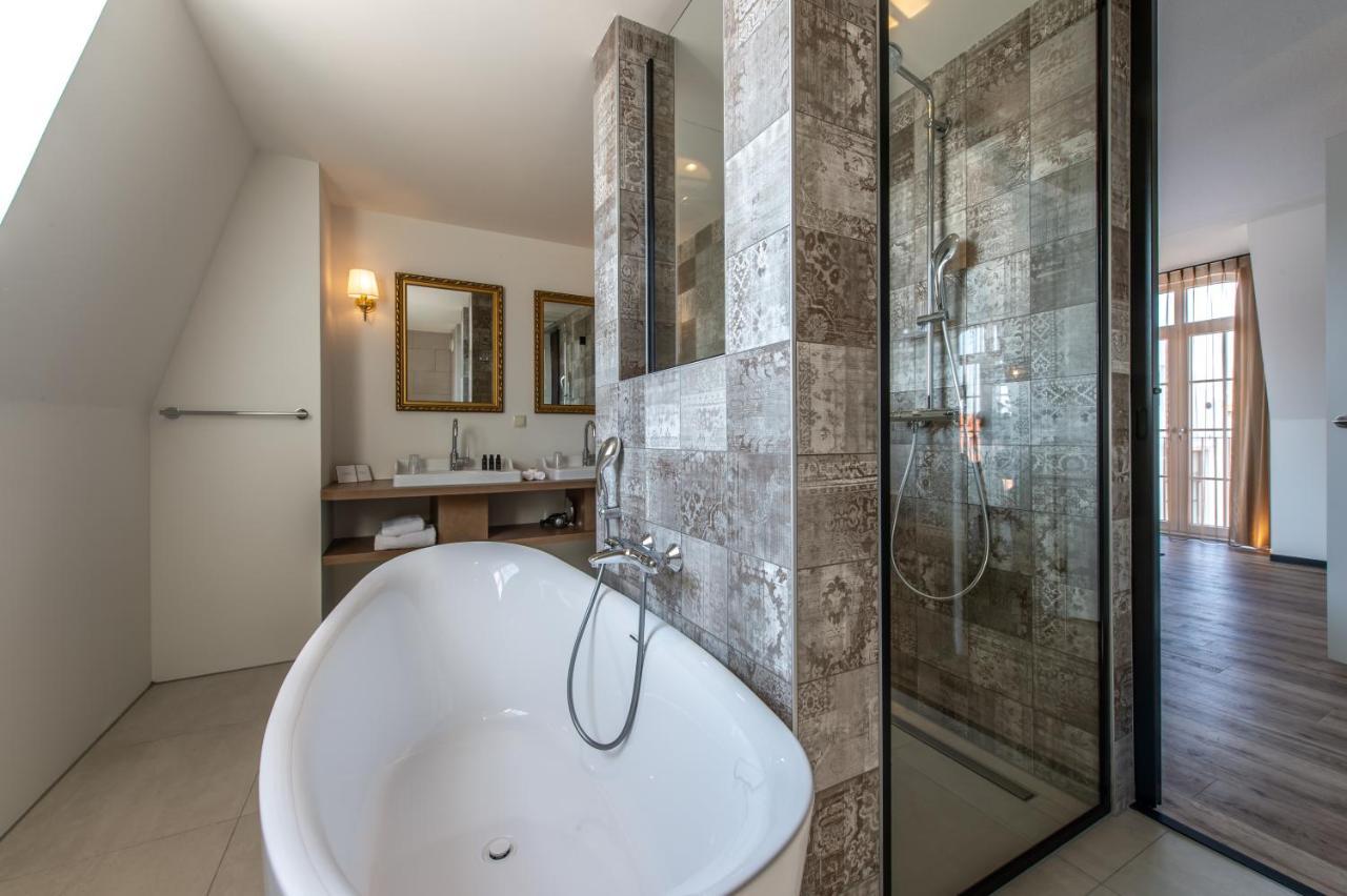 Mondragon Hotel 4*